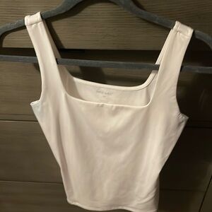 Nine West tank
